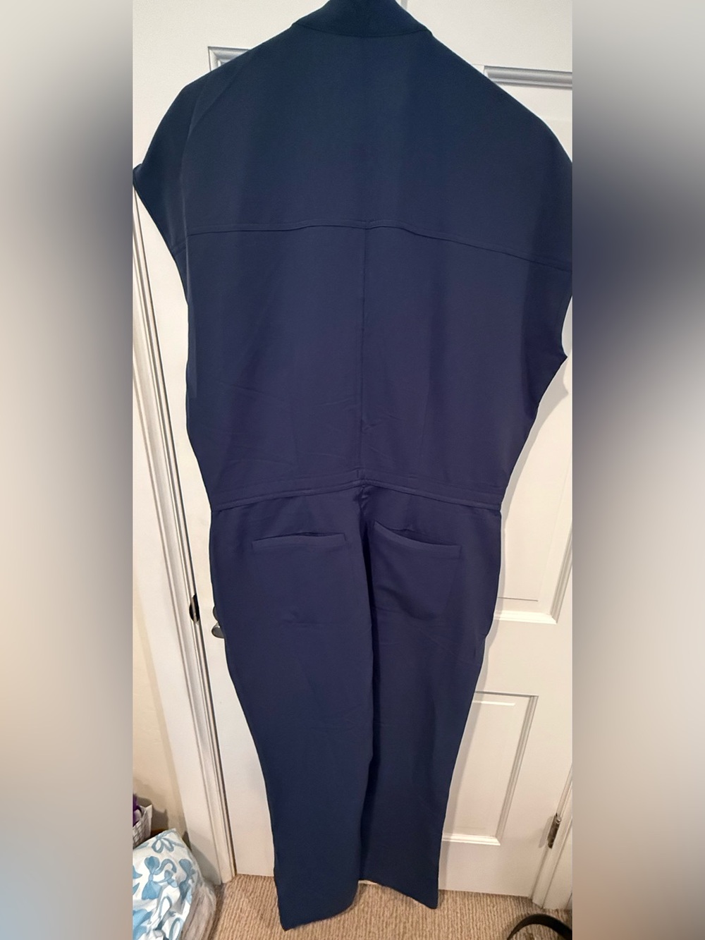 NWT FIGS Dark Harbor Rafela Cargo Wide-Leg Scrub Jumpsuit Large - Picture 4 of 4